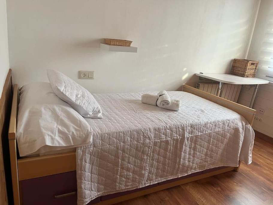 Atico Luminoso Centrico Y Comodo Apartment Figueres  Exterior photo